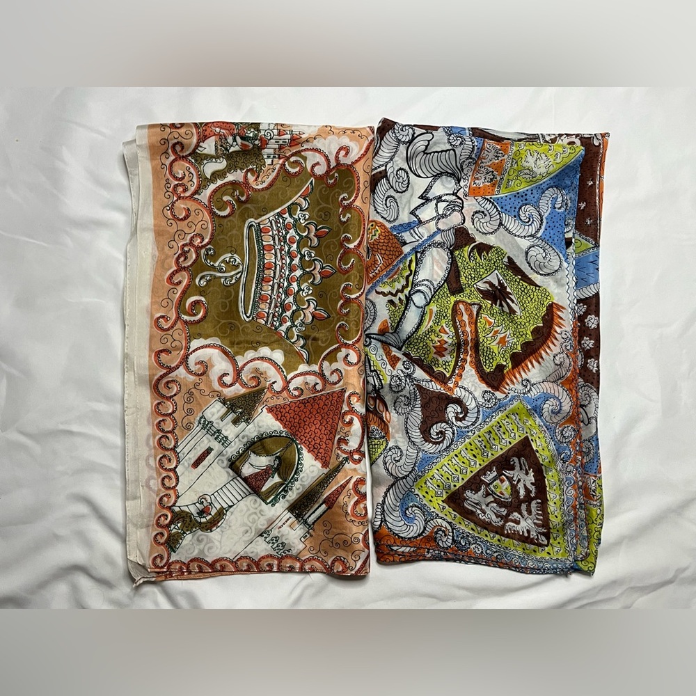 Lot of 2 Silk Scarf scarves Romeo and Juliet Lovers Midevil jousting knights